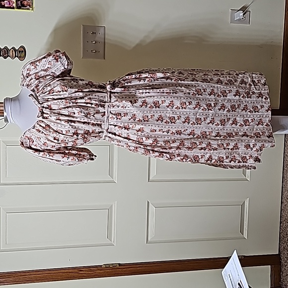 A love a dress - Picture 1 of 9